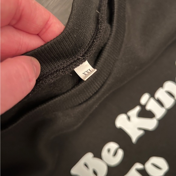 Temu sweatshirt, Be Kind to Your Mind, XXL - Picture 2 of 2